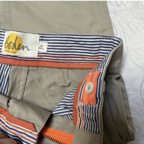 Boden Chino Style Khaki Pants Size 5 - Picture 4 of 6